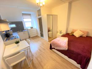 Photo 24- click for photo gallery